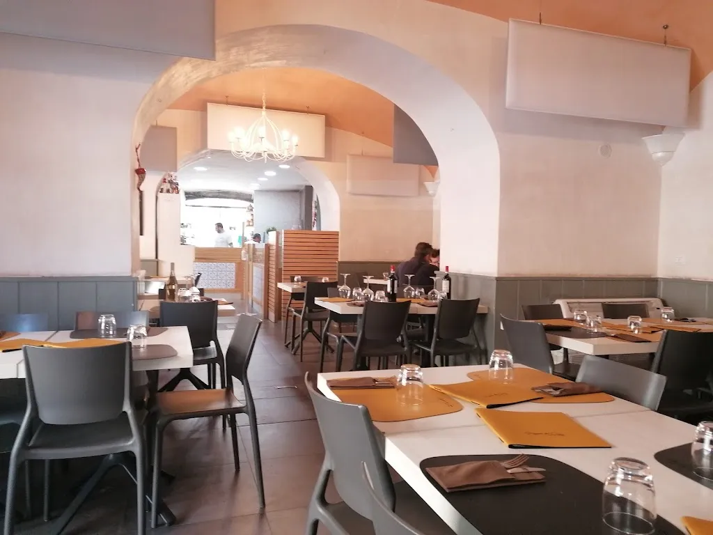 Pizzeria del Corso_San Giovanni a Teduccio_slider_image_1