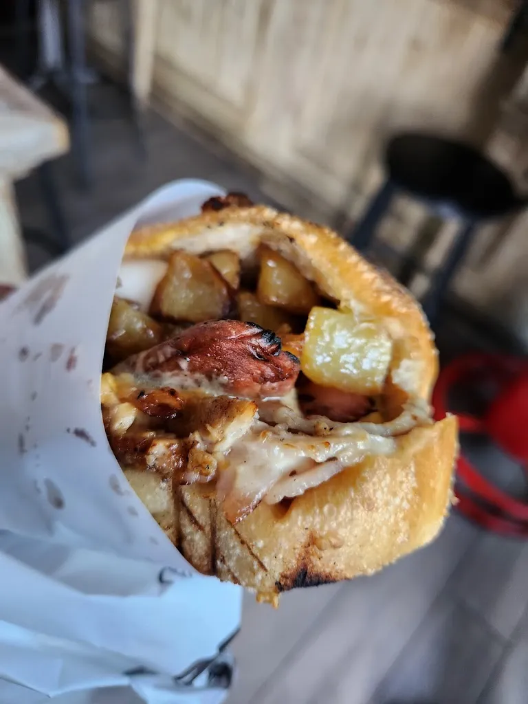 Addo Maston - Paninoteca_San Giovanni a Teduccio_slider_image_1