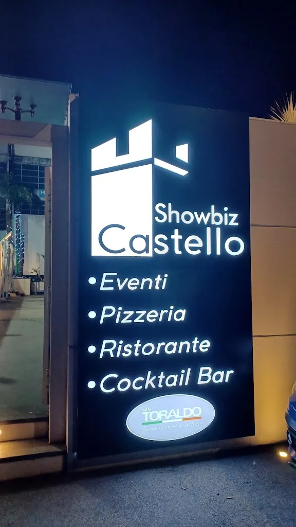 Salvio Esposito_Castello Showbiz_San Giovanni a Teduccio_review