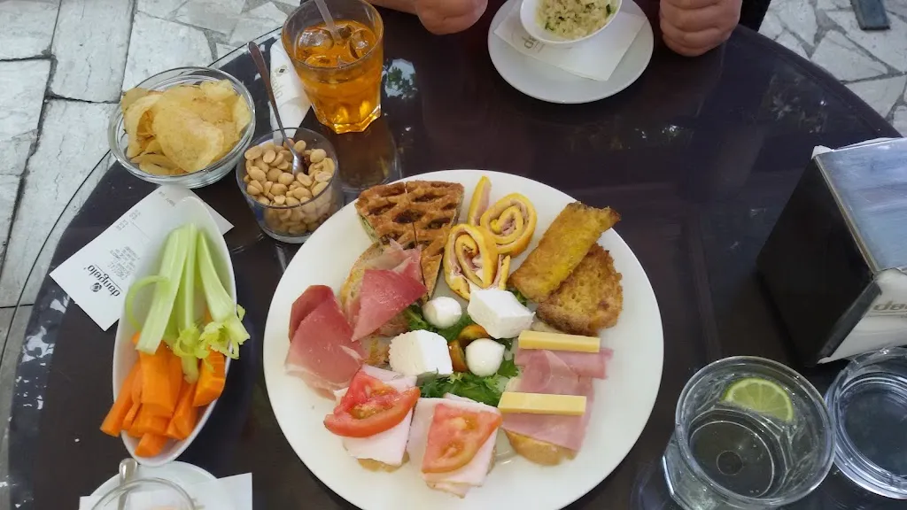 Ristorante la Tenuta_Mozzagrogna_slider_image_2