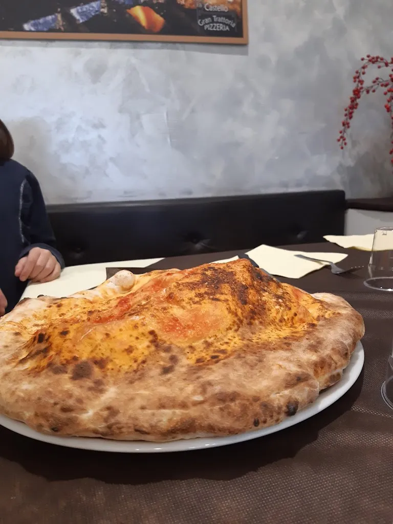 F.lli Castello Gran Trattoria Pizzeria_San Giovanni a Teduccio_slider_image_2