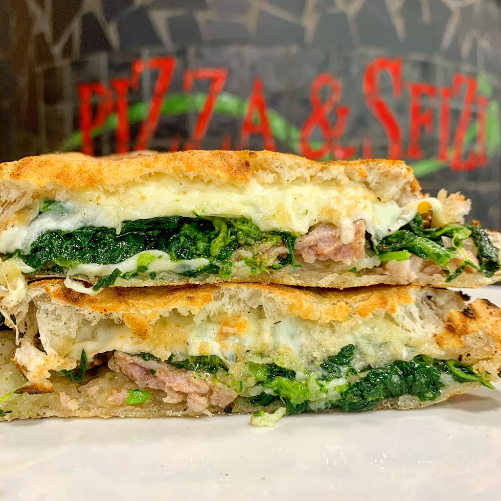 Pizza E Sfizi_San Giovanni a Teduccio_slider_image_3