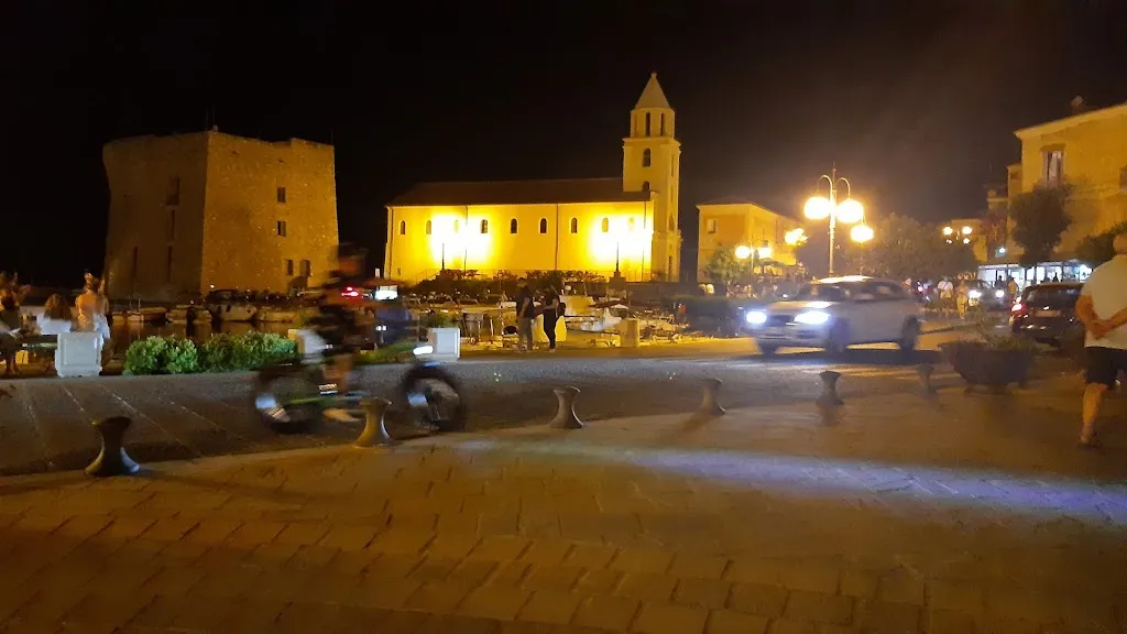 Angelo Langellotti_Bar Meeting_San Mauro Cilento_recensione