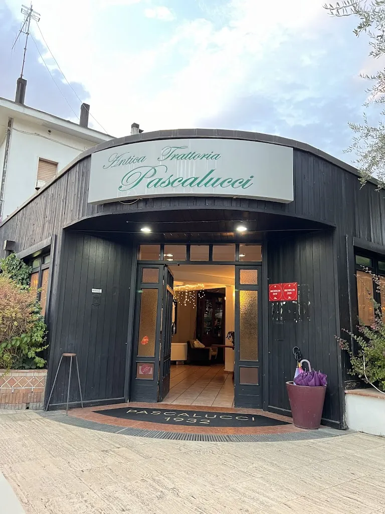 Antica Trattoria Ristorante Pascalucci restaurant in San Nicola Manfredi