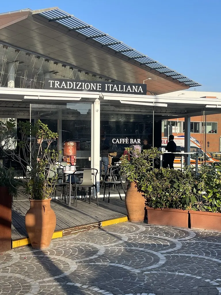 Tradizione Italiana Cocktail Bar restaurant in San Pietro a Patierno