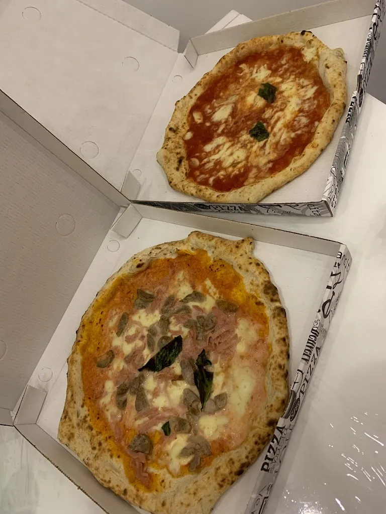 Lola Love_Pizzeria Il Massimo della Pizza_San Pietro a Patierno_review