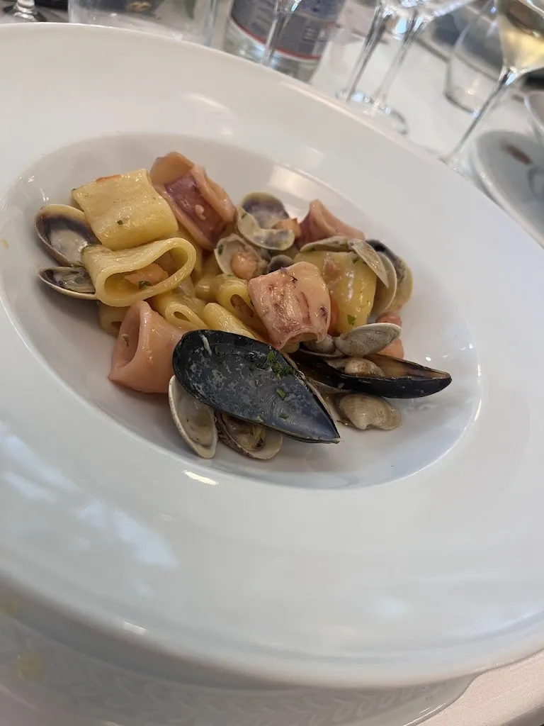 arianna parisi_Paon Dore' Due_San Pietro al Tanagro_review