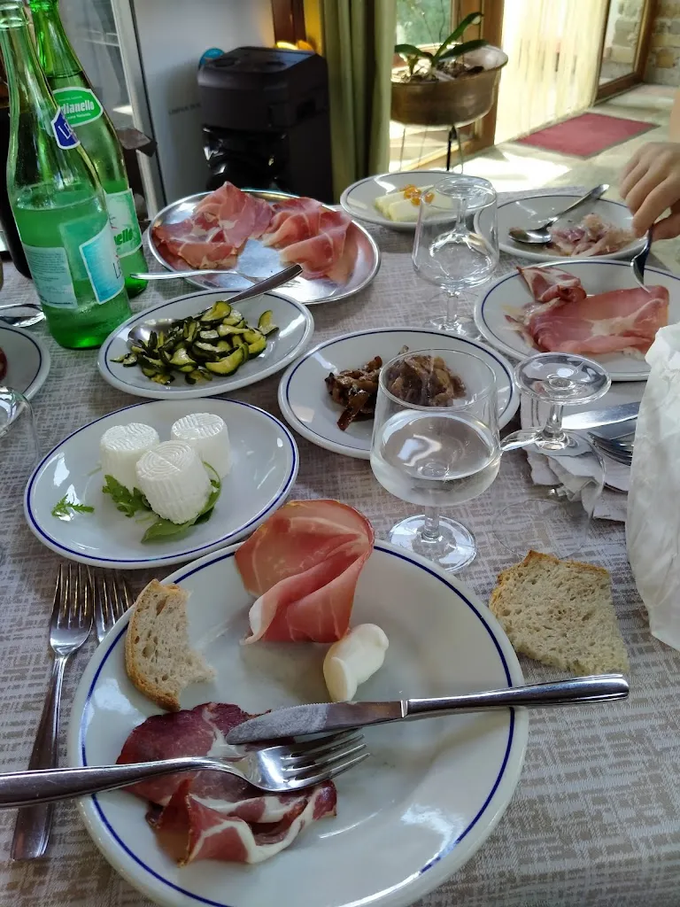 Lina Limongi_Restaurant @ Erbanito Agriturismo_San Rufo_review