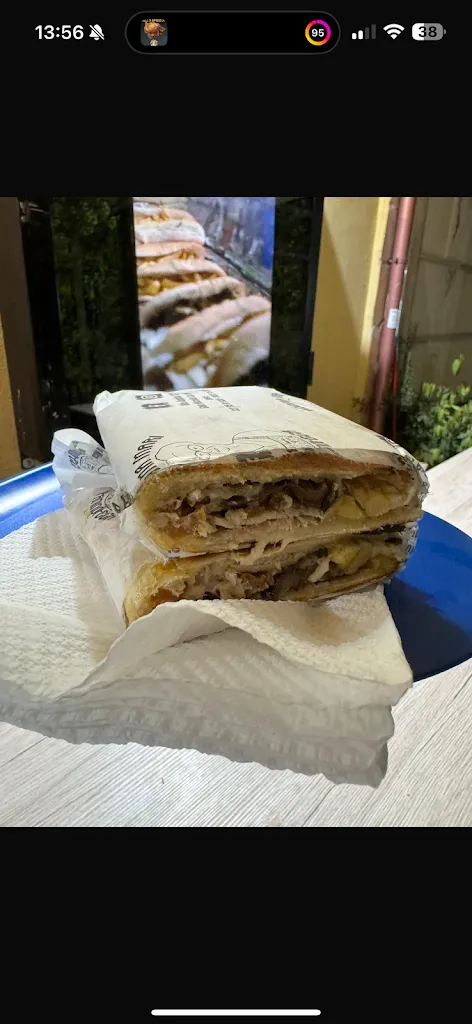 Davide Valentino Di Caprio_Nonna marì_San Nicola la Strada_review