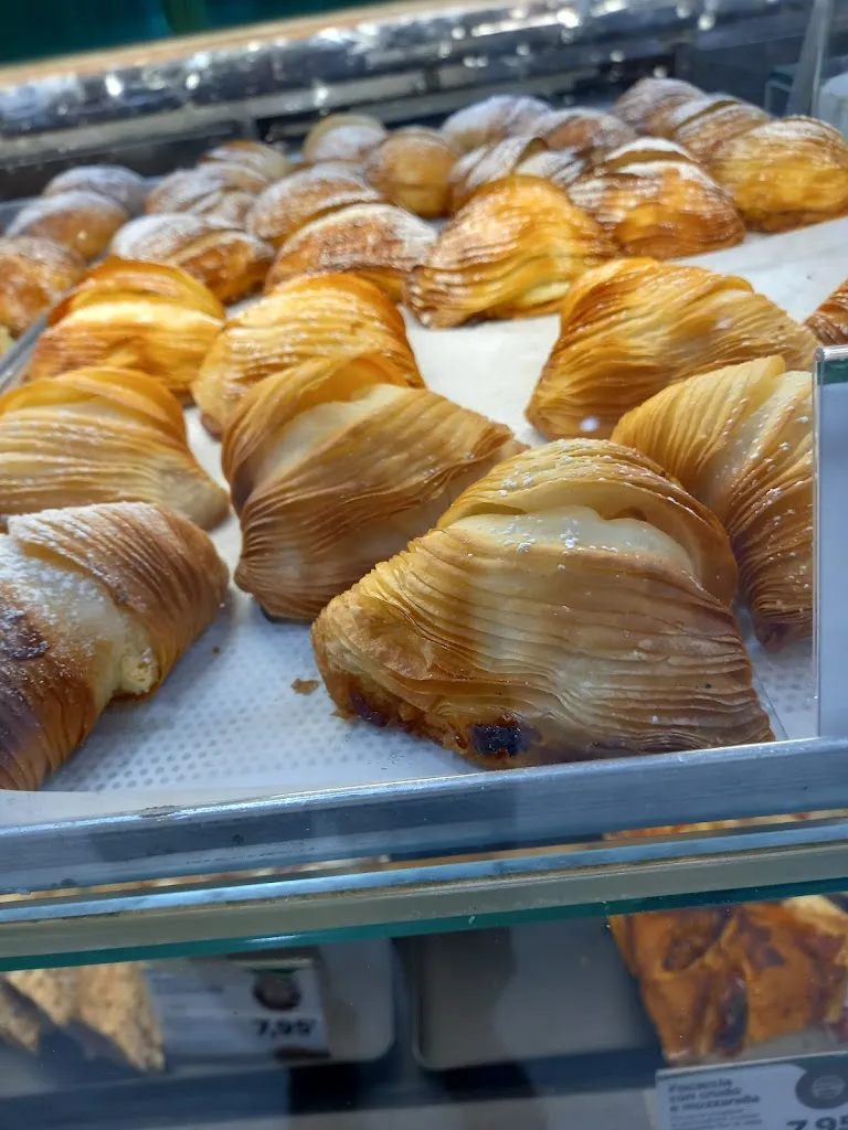 Sarni San Nicola est_San Nicola la Strada_slider_image_3