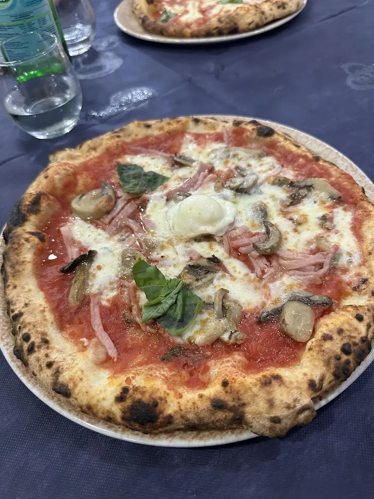 Pizzeria Del Corso_San Nicola la Strada_slider_image_2