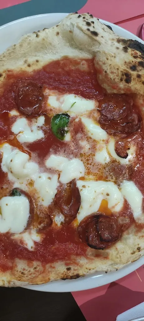 Марияна Манушева_Ragouter_San Nicola la Strada_review