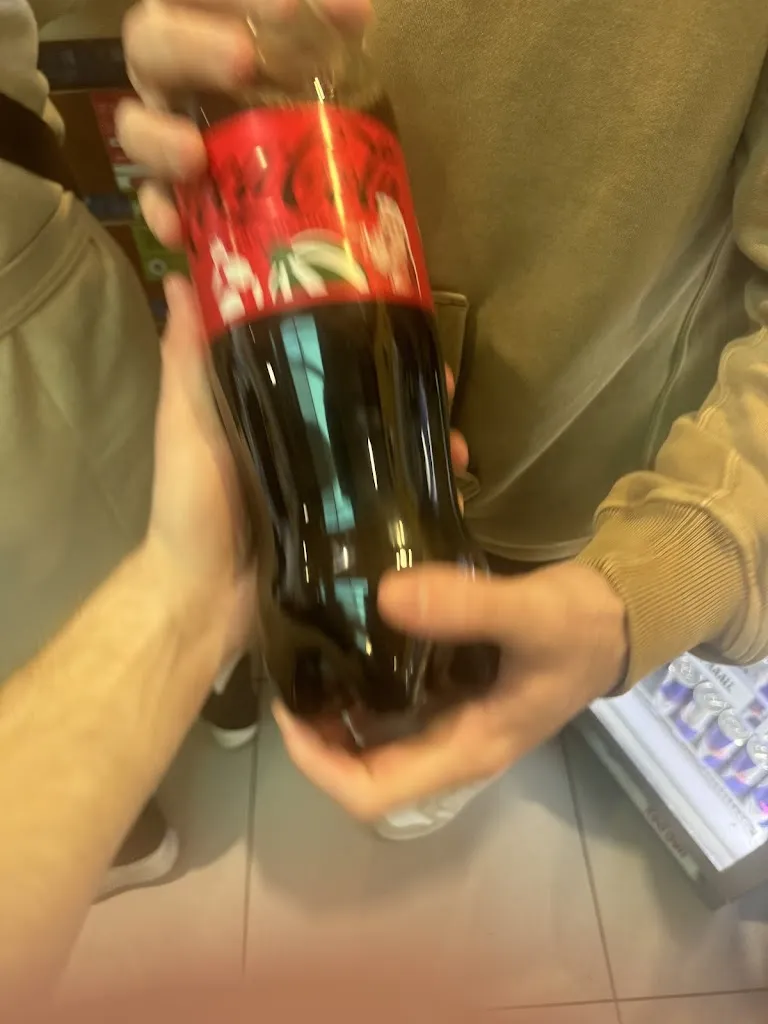 Zach Geier_Area Servizio San Nicola Ovest_San Nicola la Strada_review