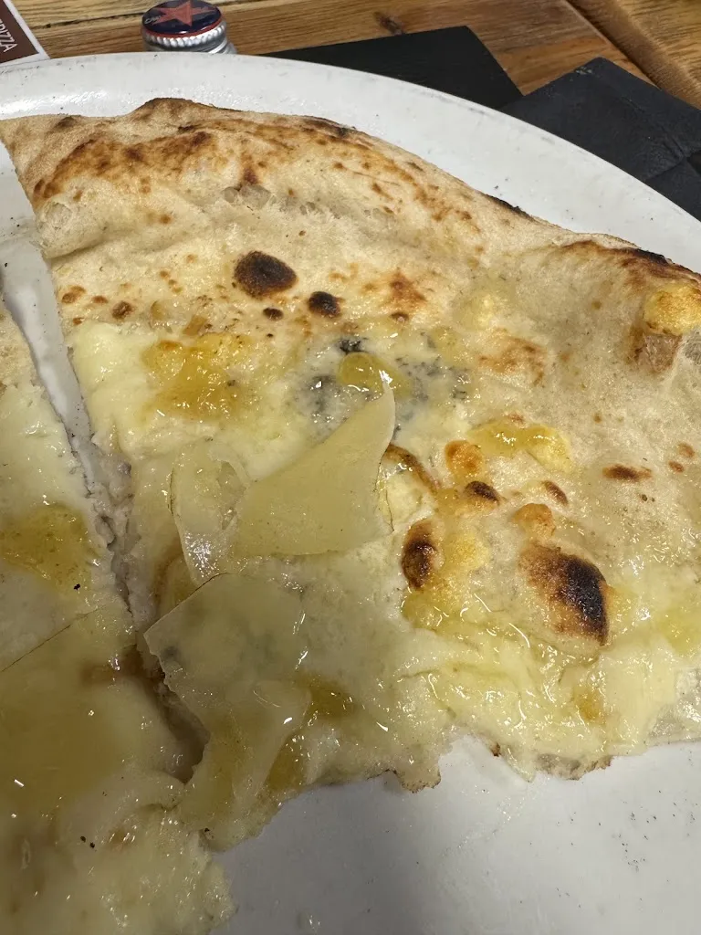 Rosario Desiderato_Pizzeria Everest_San Nicola la Strada_recensione