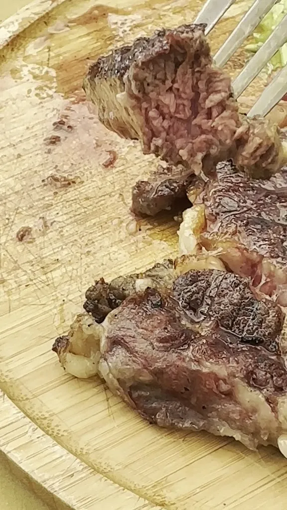 Eduardo Ribeiro_Macelleria Feola_San Nicola la Strada_review