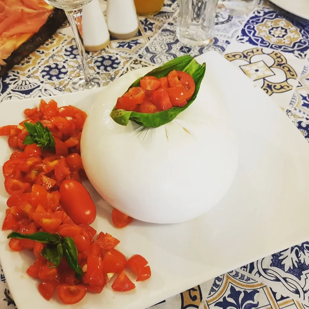 Trattoria Reginella_San Vitaliano_slider_image_3