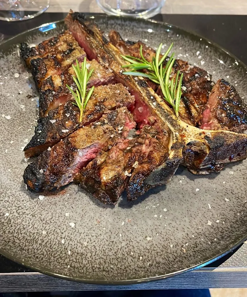 Sashi Steakhouse & Burger_San Vitaliano_slider_image_2