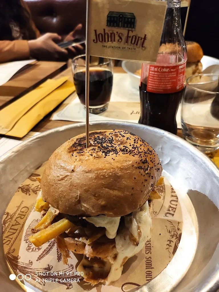 Menu_John's Fort Pub Pizzeria Steakhouse_San Vitaliano_image_8