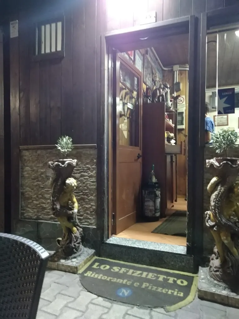 Ristorante E Pizzeria Lo Sfizietto restaurant in San Vitaliano