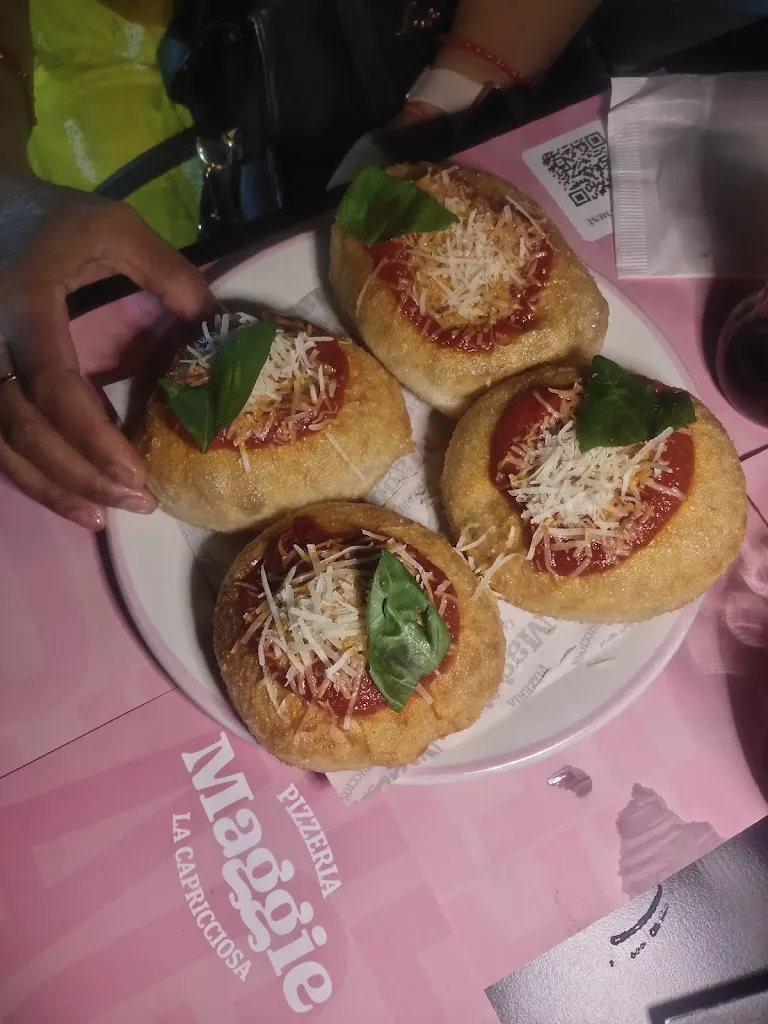 Deepika Lakhina_Maggie La Capricciosa_San Vitaliano_review