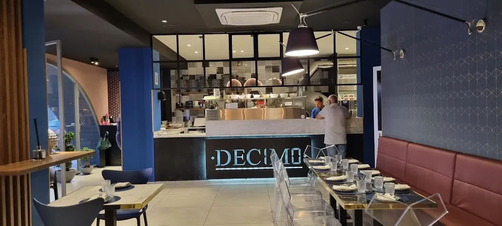 Decimo - Pizzeria di Luca Siano restaurant in San Valentino Torio