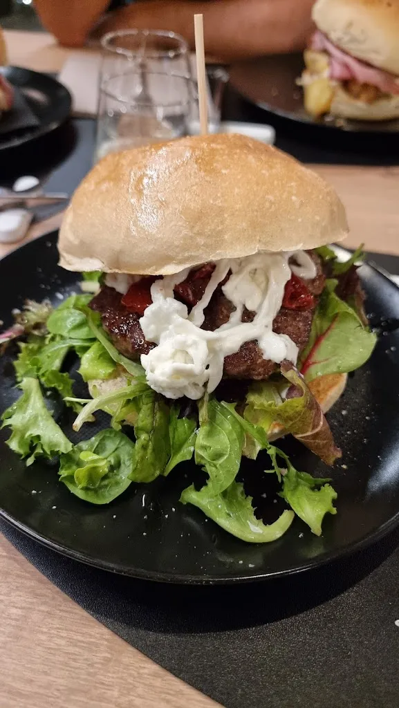 ReBeef_San Valentino Torio_slider_image_3