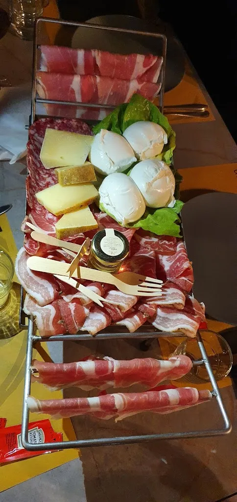 Menu_Immaturi pizzeria contemporanea di Alessio Megna_San Valentino Torio_immagine_2