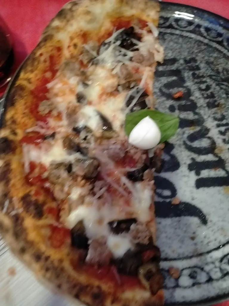 Anna Maria Squillante_La Regina della Pizza_San Valentino Torio_review