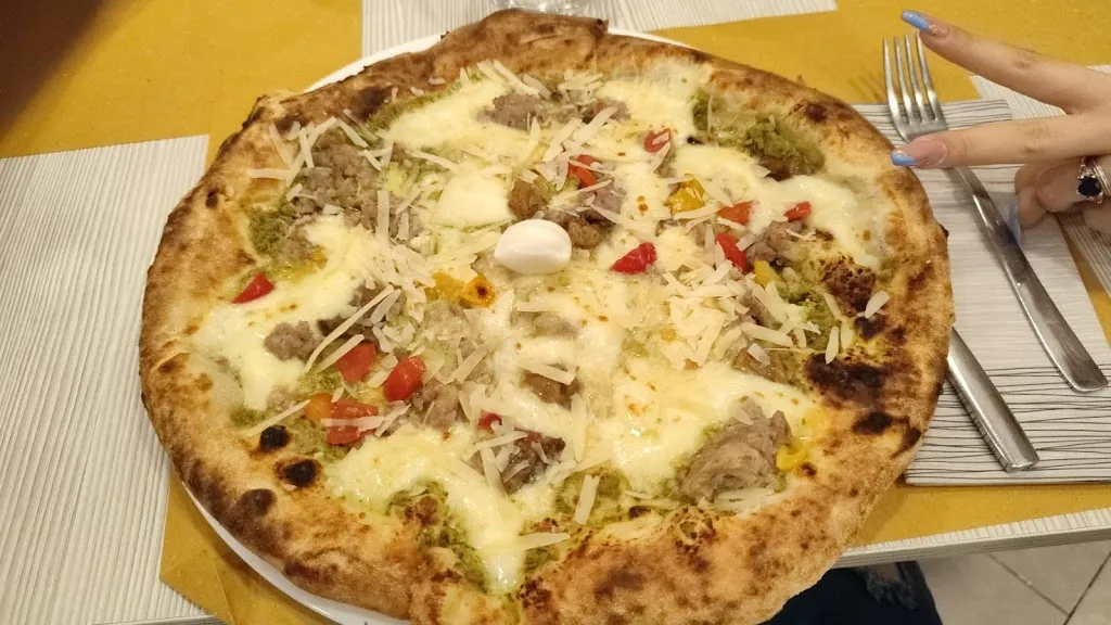 Gianluca Tiano_La Regina della Pizza_San Valentino Torio_review