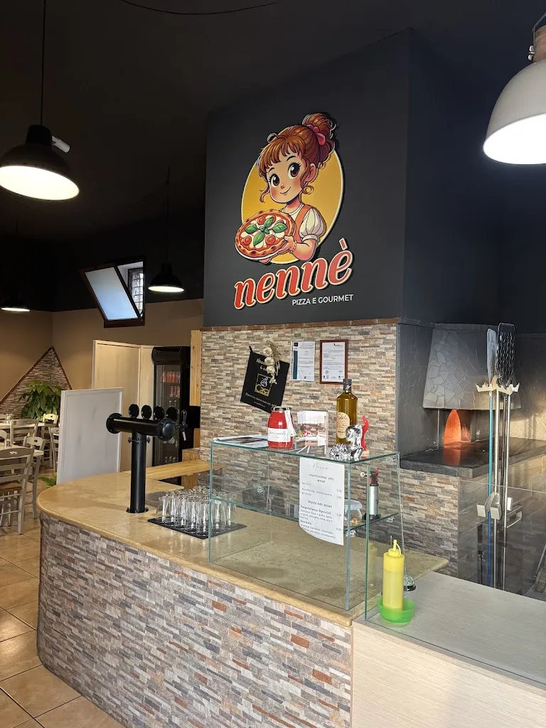 Pizzeria Nennè restaurant in San Valentino Torio