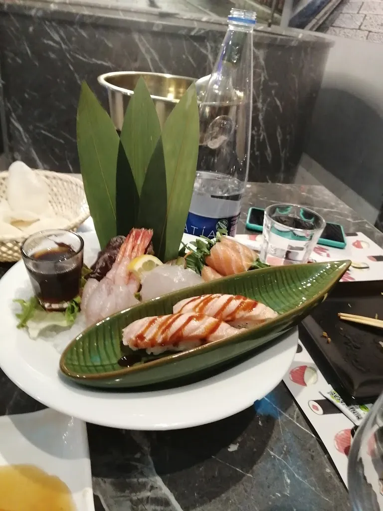 Nicola Baselice_Lucky Sushi_San Valentino Torio_review