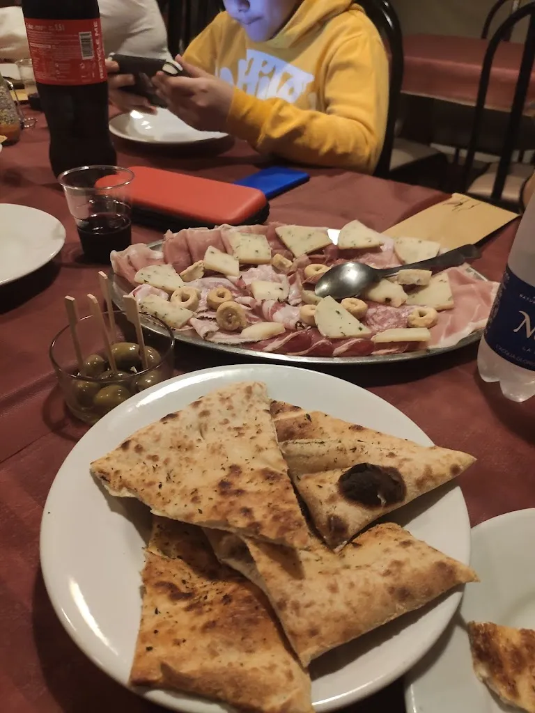 Luciano _Pizzeria Siesta_San Valentino Torio_review