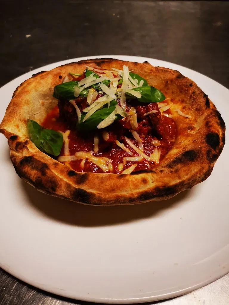 Pizzeria Siesta_San Valentino Torio_slider_image_1