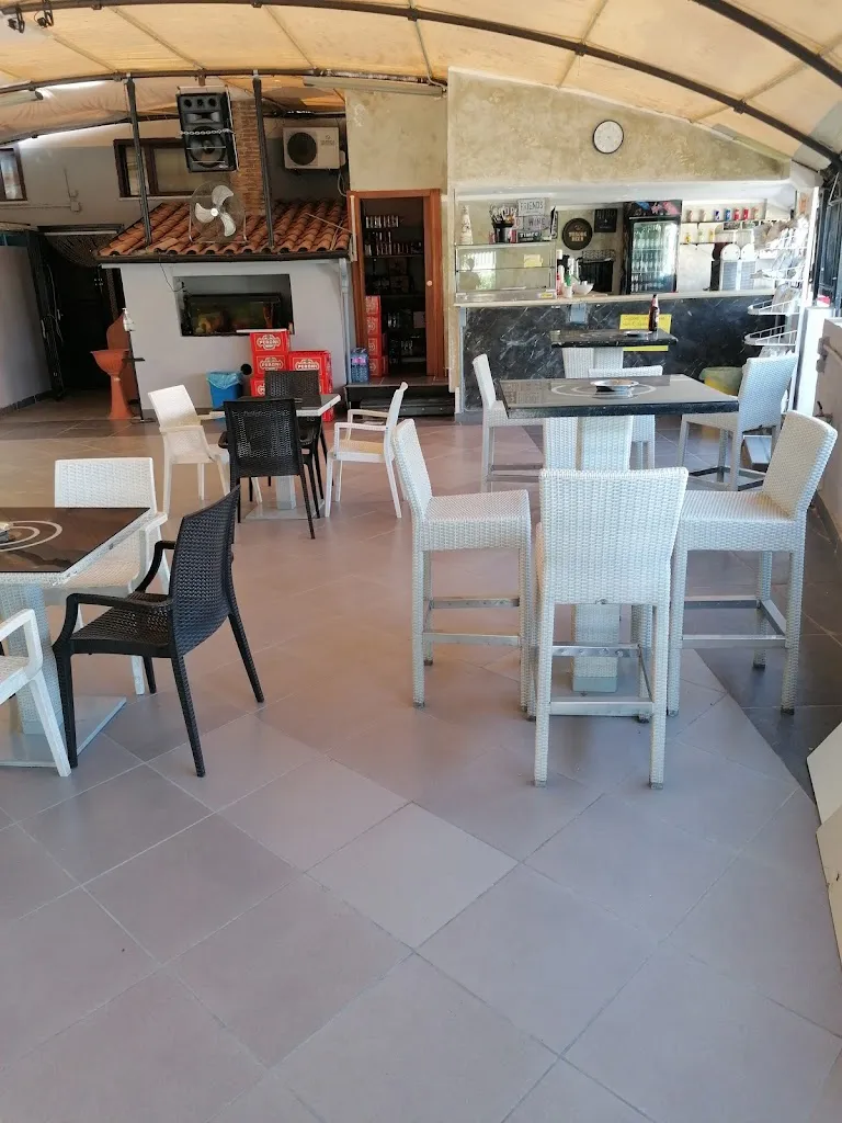 Al Solito Posto restaurant in Sant'Andrea-Pizzone-Ciamprisco