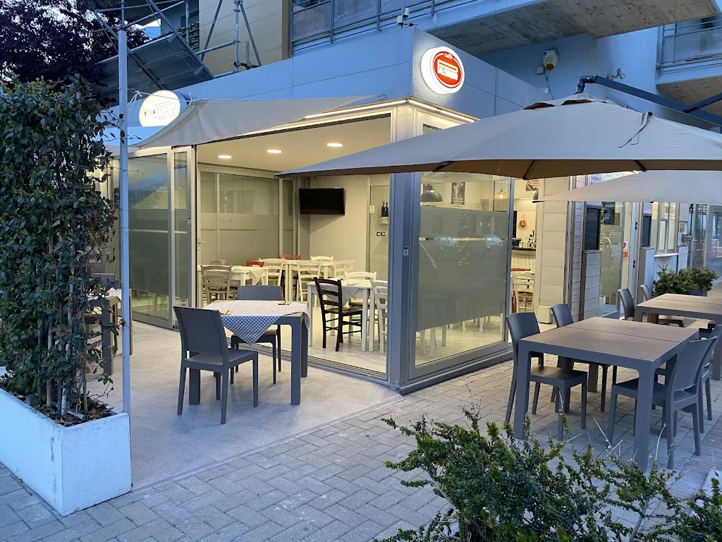 Vinarrosto Osteria Abruzzese, Brace Arrosticini_Montesilvano Marina_slider_image_1