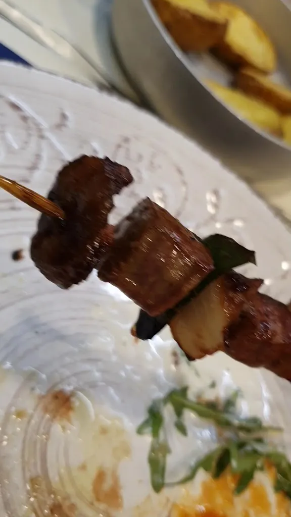 Vinarrosto Osteria Abruzzese, Brace Arrosticini_Montesilvano Marina_slider_image_2