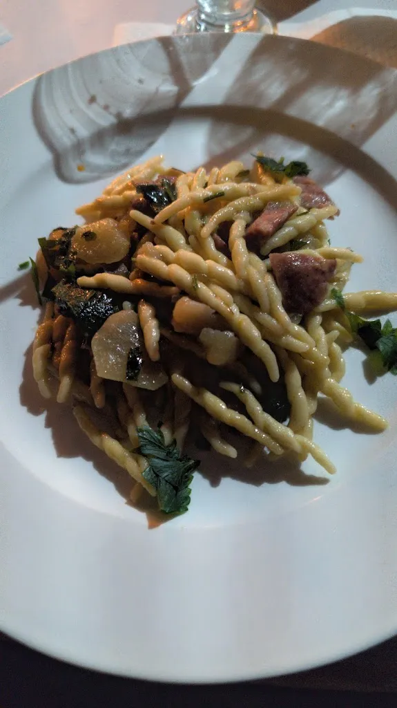 stefano b._Piazzetta Torricella_Sant'Agata de'Goti_review