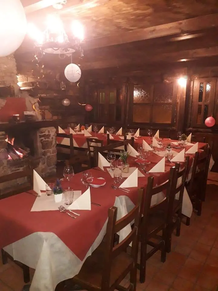 Mastro Carlino restaurant in Sant'Agata de'Goti