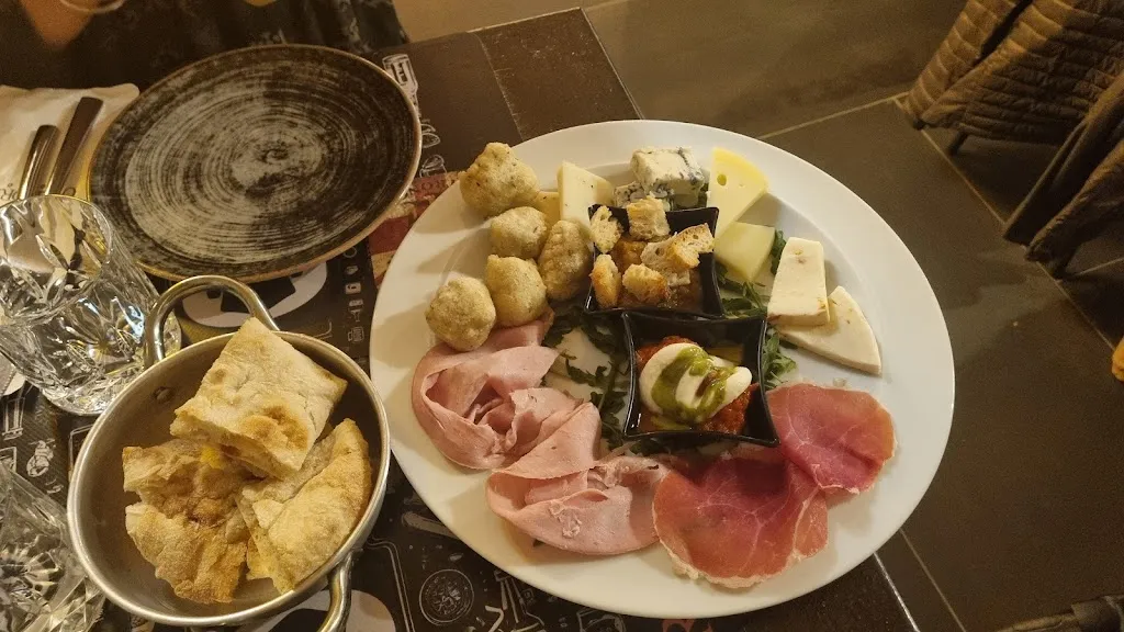 Gaetano Di Domenico_Overdrive Pub_Sant'Agata de'Goti_review