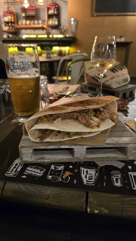 Ciro del Piano_Overdrive Pub_Sant'Agata de'Goti_review