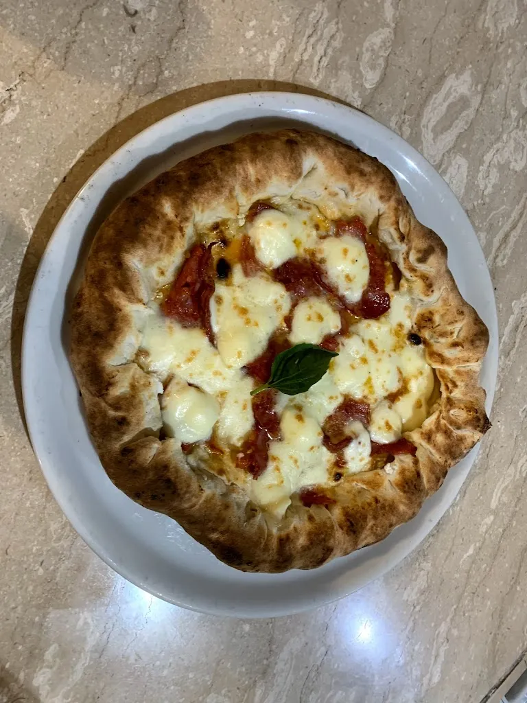 Pizzeria Donguidos_Sant'Agata de'Goti_slider_image_3