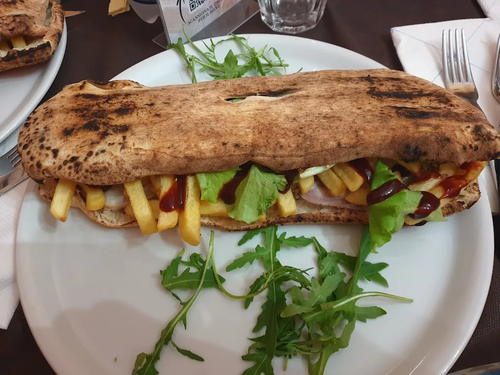 Pizzeria Bella ‘Mbriana di Mastrocinque Paolo ristorante a Sant'Agata de'Goti