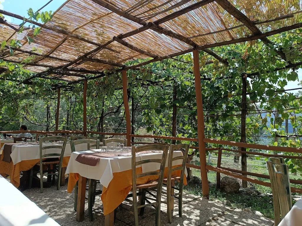 Giusi Marino_Farmhouse Antico Pozzo Degli Ulivi_Sant'Agata de'Goti_recensione