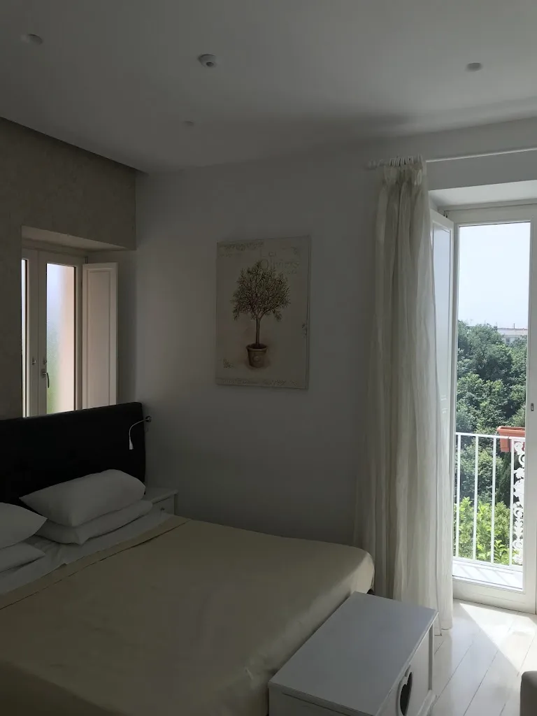 Turi Galbraith_Locanda Rosa_Sant'Agata de'Goti_review