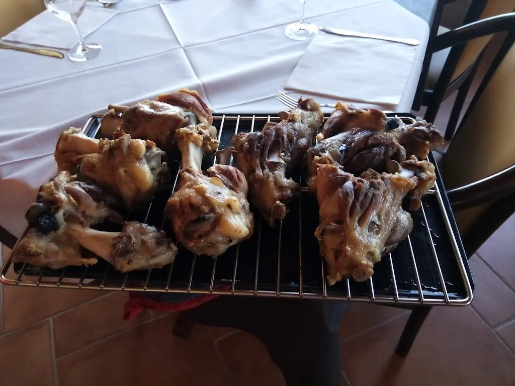 AGRITURISMO CASHBOX_Sant'Arcangelo Trimonte_slider_image_2