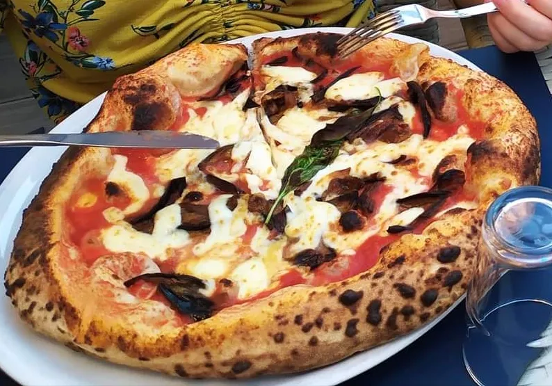 Weronika Kołcio_Pizzeria Musto's_Sant'Antonio Abate_review