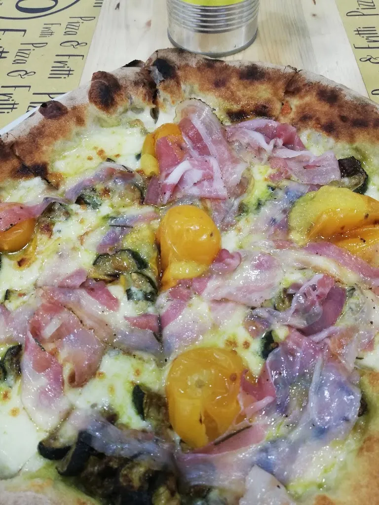 500 gradi Pizza e Fritti_Sant'Antonio Abate_slider_image_3