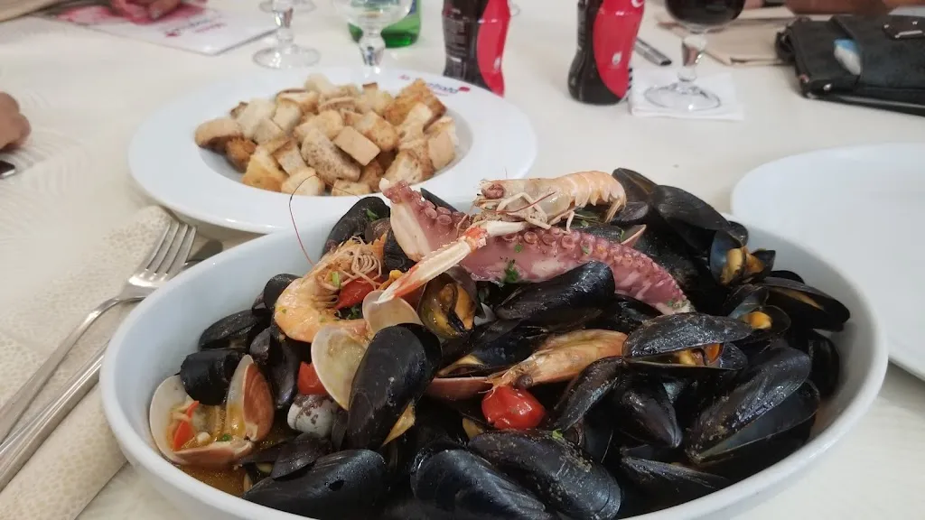 THE GOLDEN EAGLE Streamer_La Tagliata_Santa Maria A Vico_review