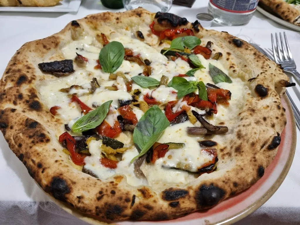 NonSoKe - Pizza & Cucina_Santa Maria A Vico_slider_image_2