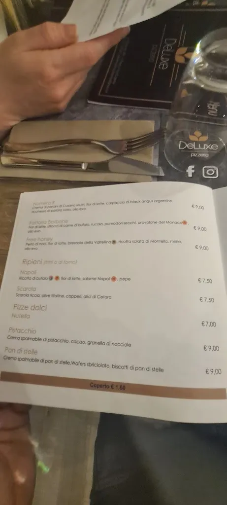 Menu_DeLuxe Pizzeria_Santa Maria A Vico_image_2